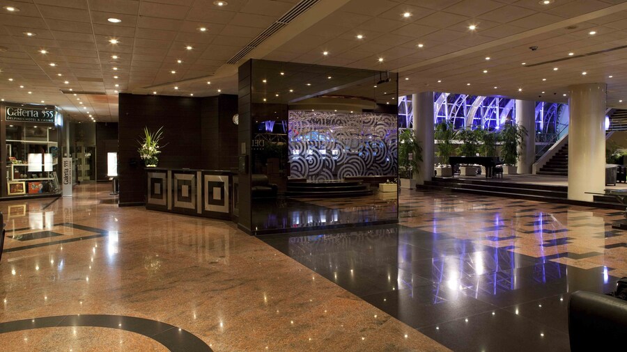 Delfines Hotel & Convention Center