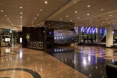 Delfines Hotel & Convention Center