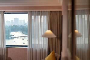 Lake view - Hanoi Daewoo Hotel (Hanoi)
