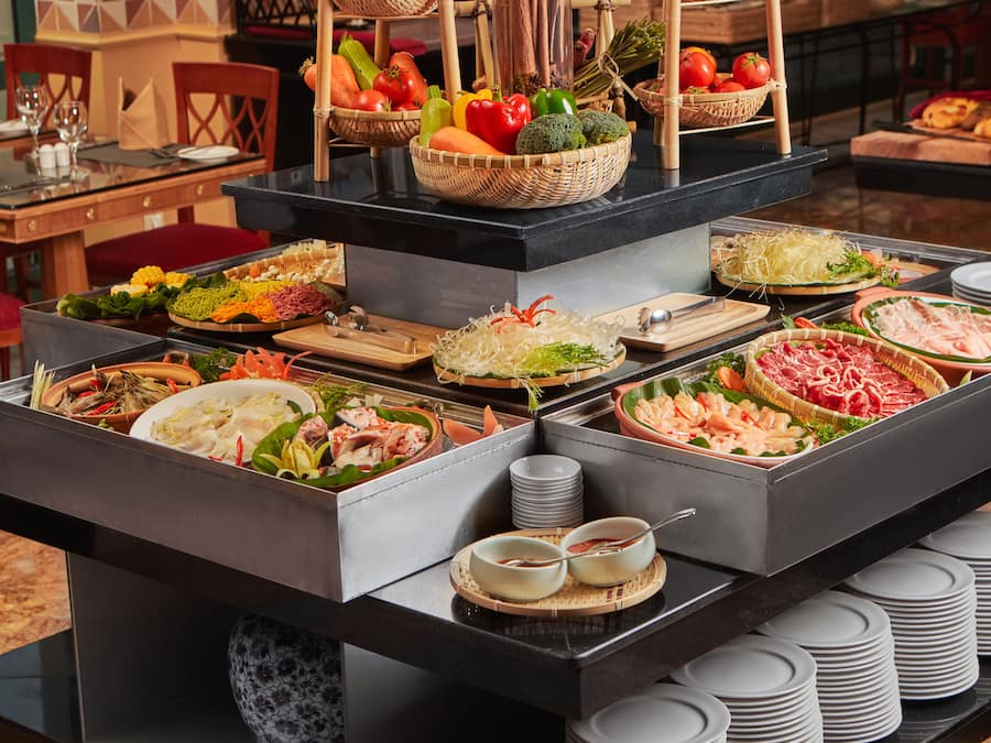Daily buffet breakfast (USD 20 per person)