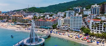 Hotel Delfin PV Beach Resort