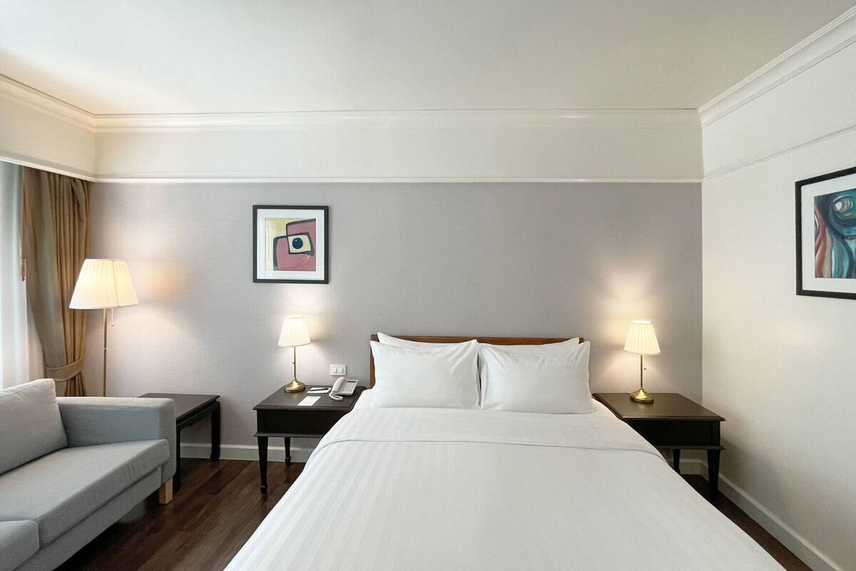 In-room safe, desk, laptop workspace, blackout drapes