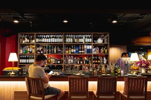 Bar (on property) - Le Siam Hotel Silom Bangkok by PCL (Bangkok)