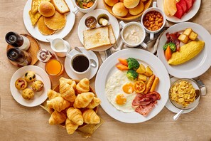 Breakfast buffet - Le Siam Hotel Silom Bangkok by PCL (Bangkok)