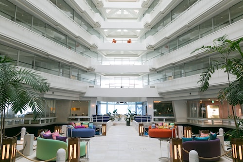 ロビーラウンジ