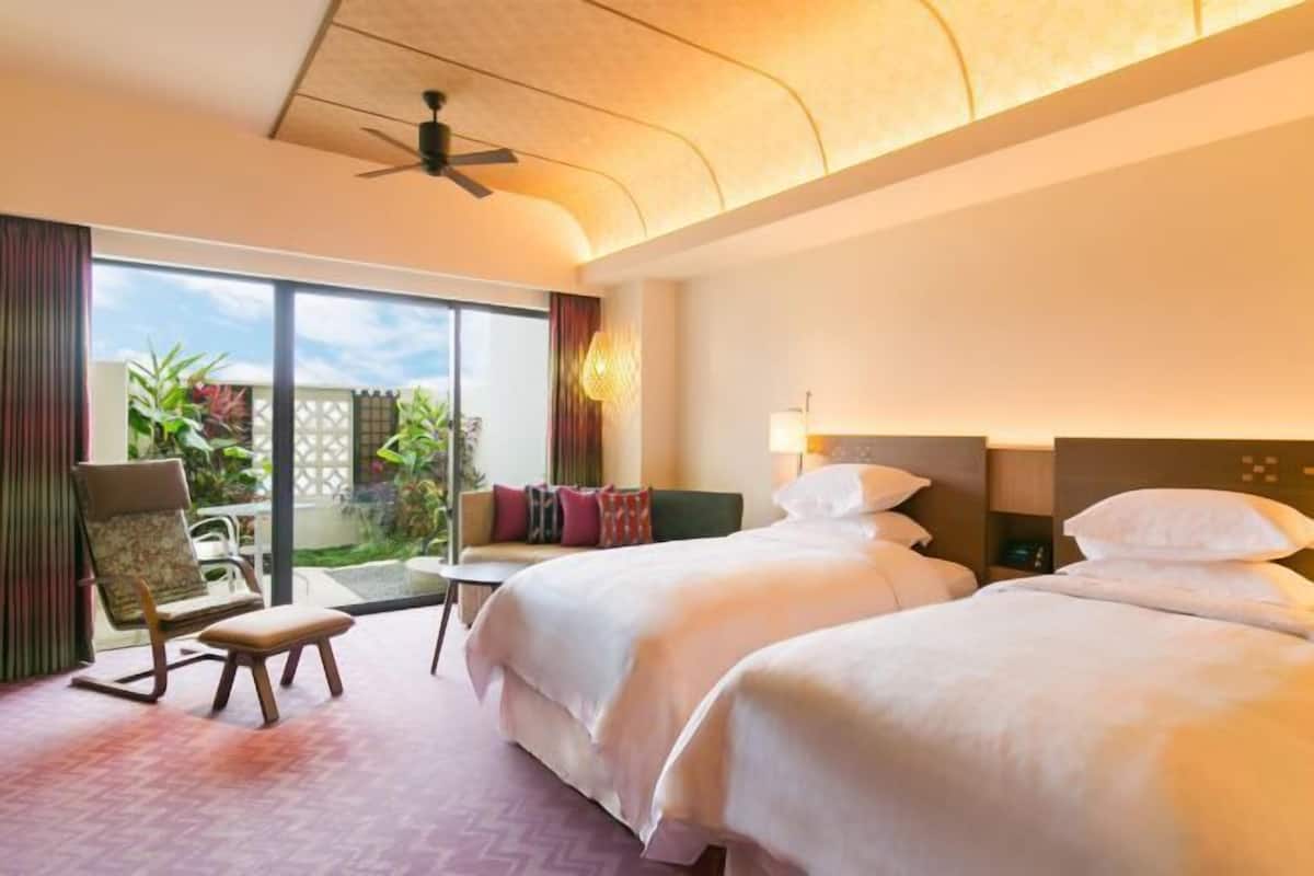 Premium bedding, down duvets, pillow-top beds, in-room safe