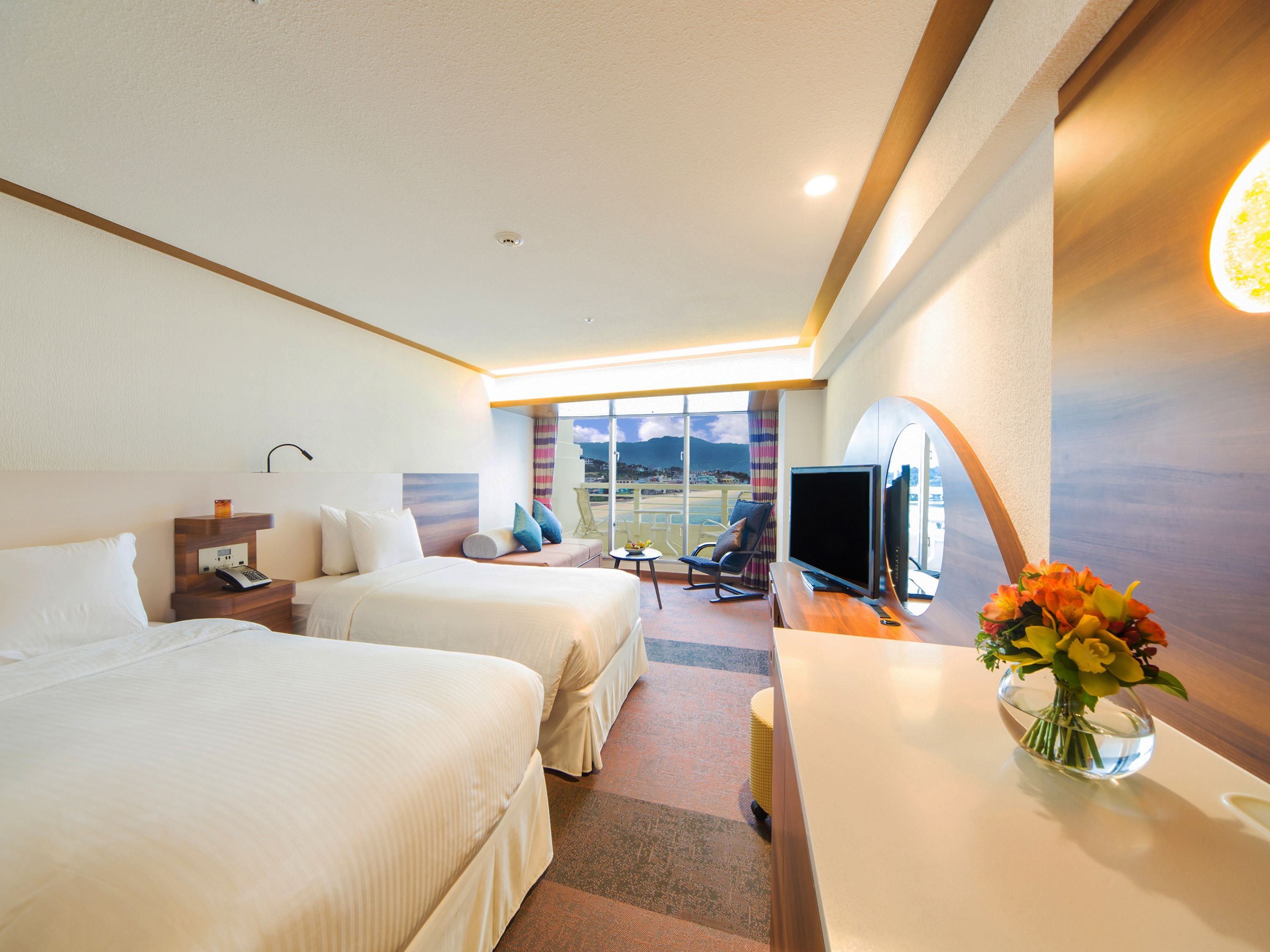 premium bedding, down duvets, pillow-top beds, in-room safe