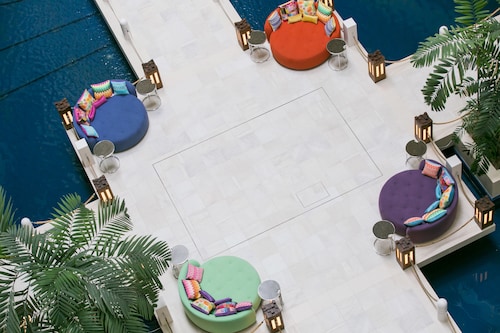 ロビーラウンジ