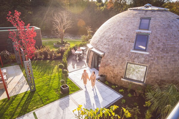 Sauna, bañera de hidromasaje, baño turco, tratamientos corporales 
