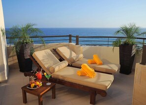 Penthouse | Terrace/patio