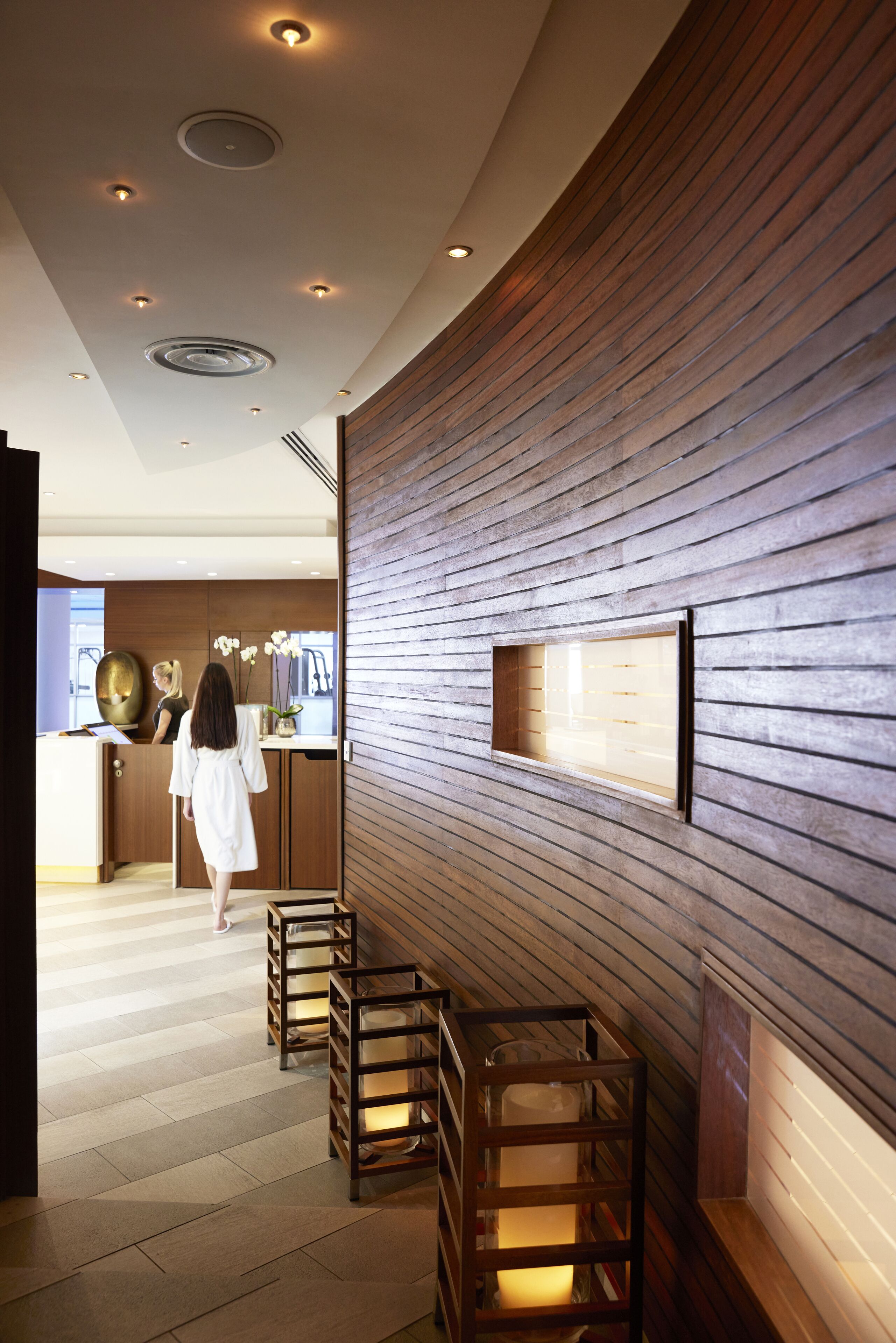 Photo - Mediterranean Beach Hotel