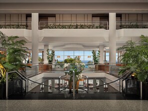 LCD TV - Mediterranean Beach Hotel (Limassol)