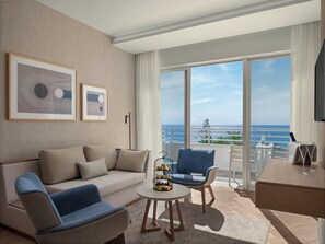 Junior Pool & Sea View Room (16+ years old) - Mediterranean Beach Hotel (Limassol)
