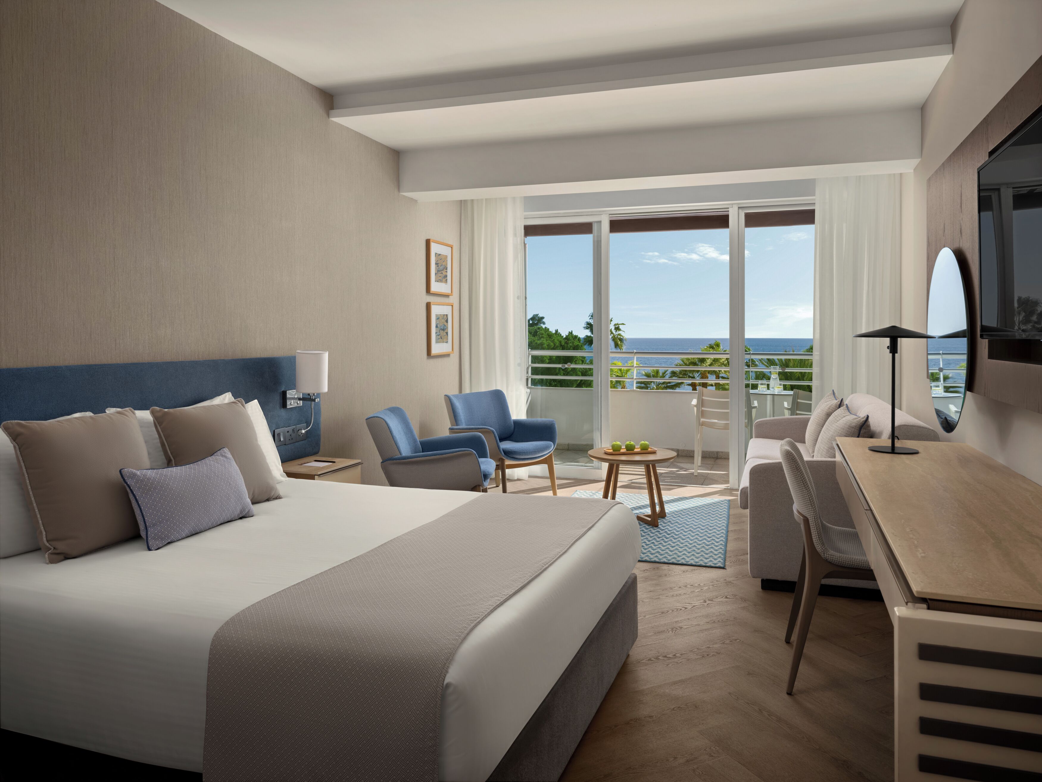 Family Room, Sea View | Minibar, in-room safe, soundproofing, free WiFi