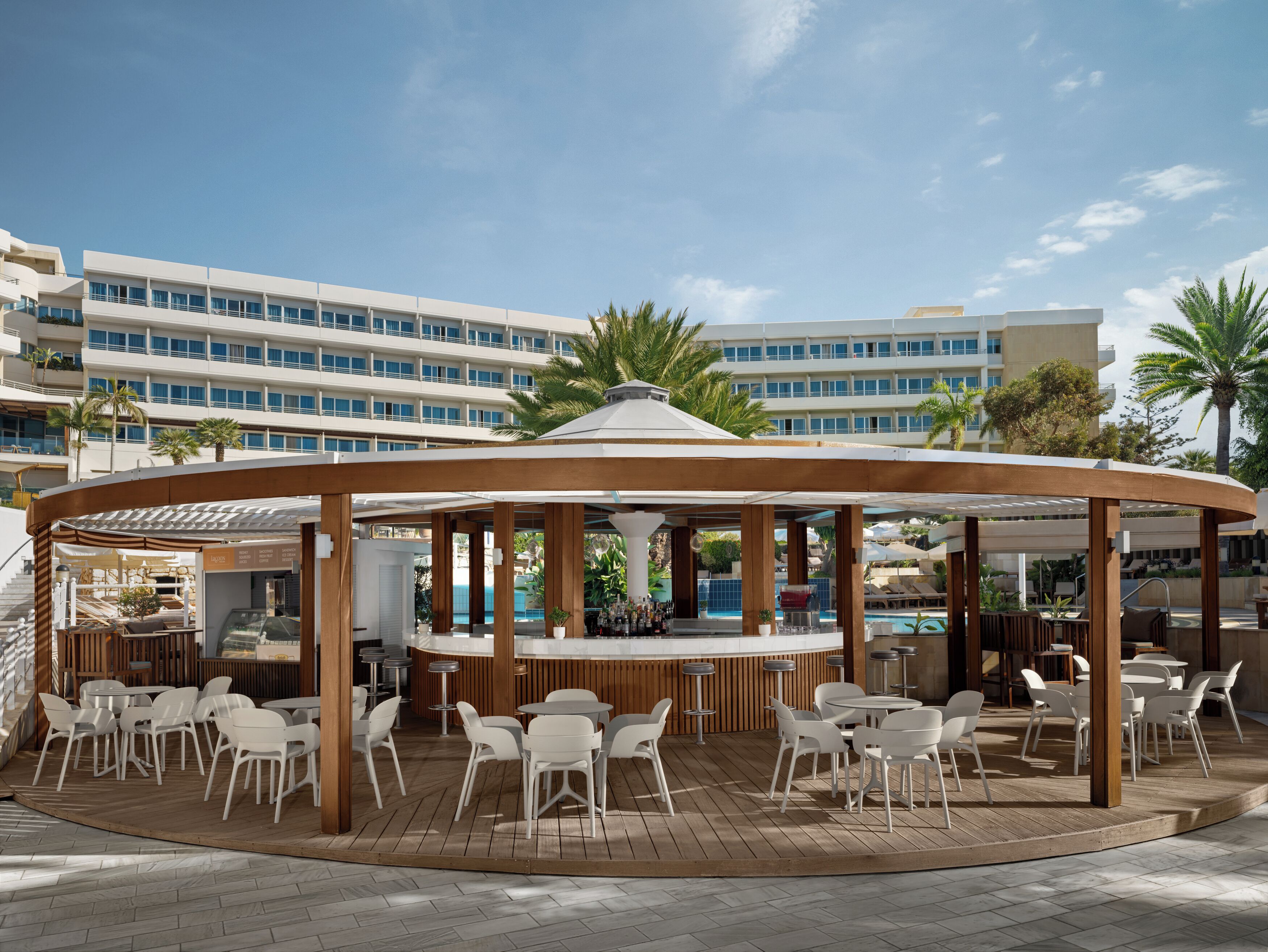 Poolbar