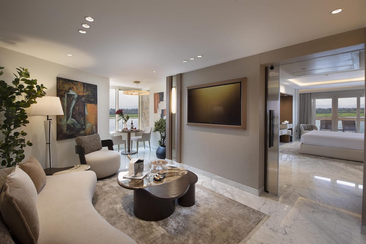 Elite Signature Suite | Frigobar, cofres nos quartos, quartos à prova de som, Wi-Fi