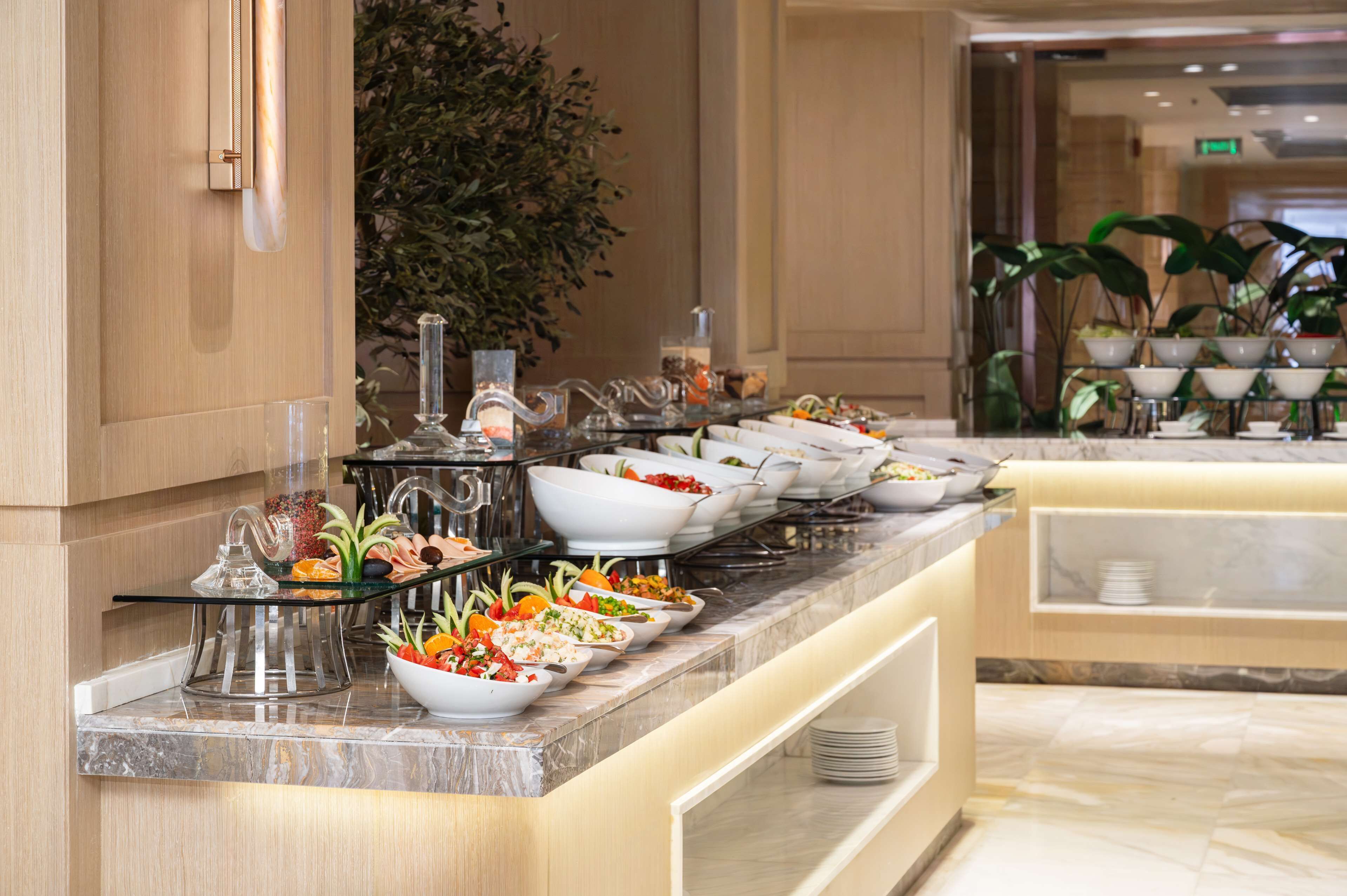 Photo - Sonesta St. George Hotel - Convention Center