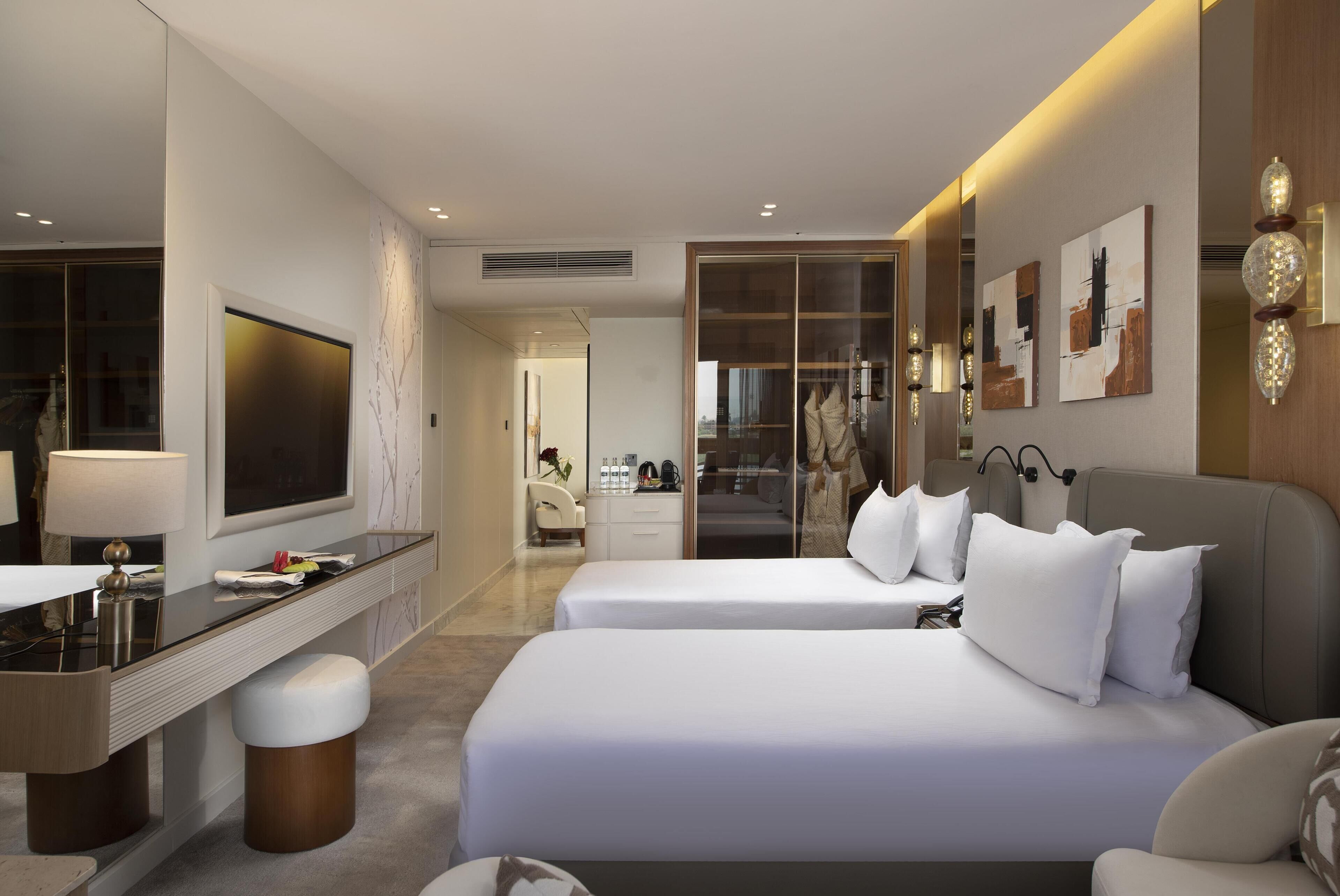 Royal Elite Direct Front Nile View Double or Twin Room | Minibar, in-room safe, soundproofing, WiFi