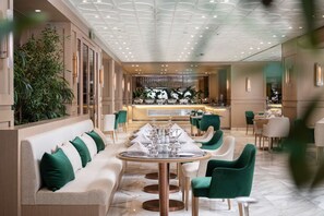 3 間餐廳，供應早餐