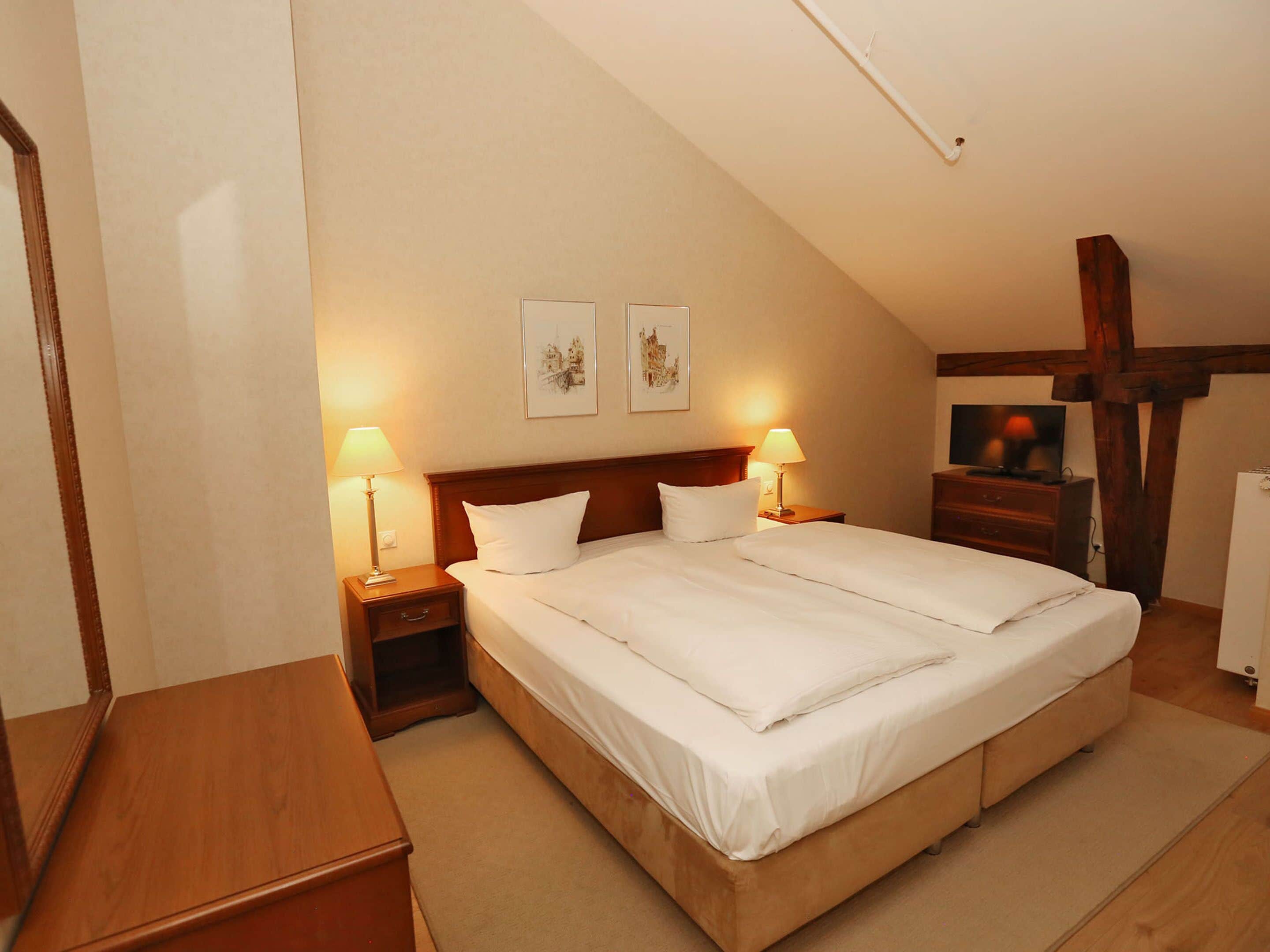 suite | 1 bedroom, free minibar, in-room safe, desk