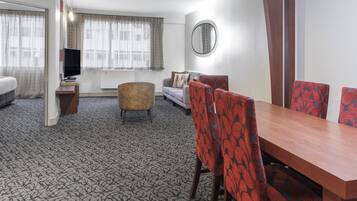 Two Bedroom Apartment with Balcony | Premium bedding, in-room safe, desk, laptop workspace