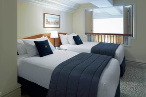 1 chambre, literie de qualité supérieure, surmatelas, minibar