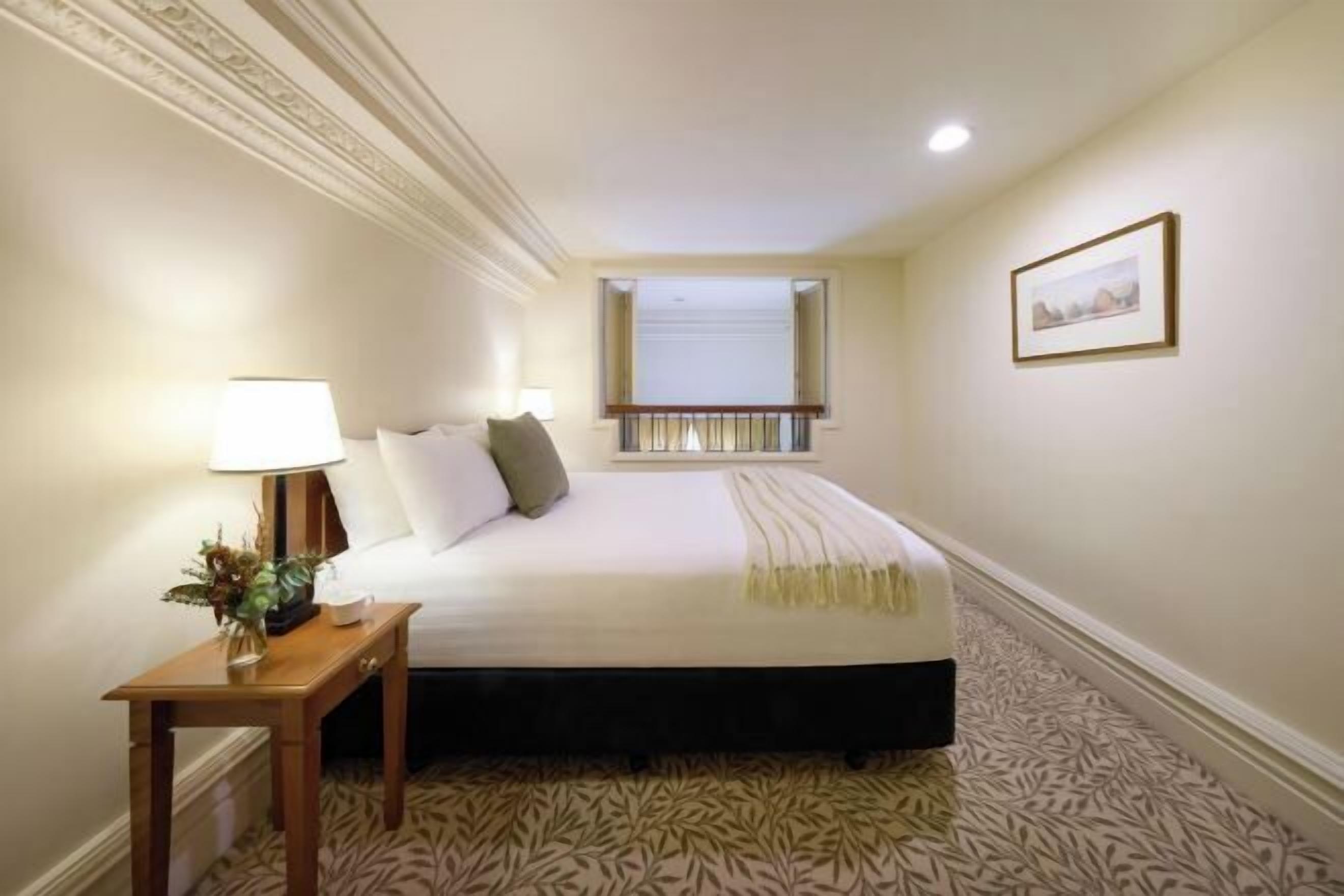 1 dormitorio y ropa de cama de alta calidad