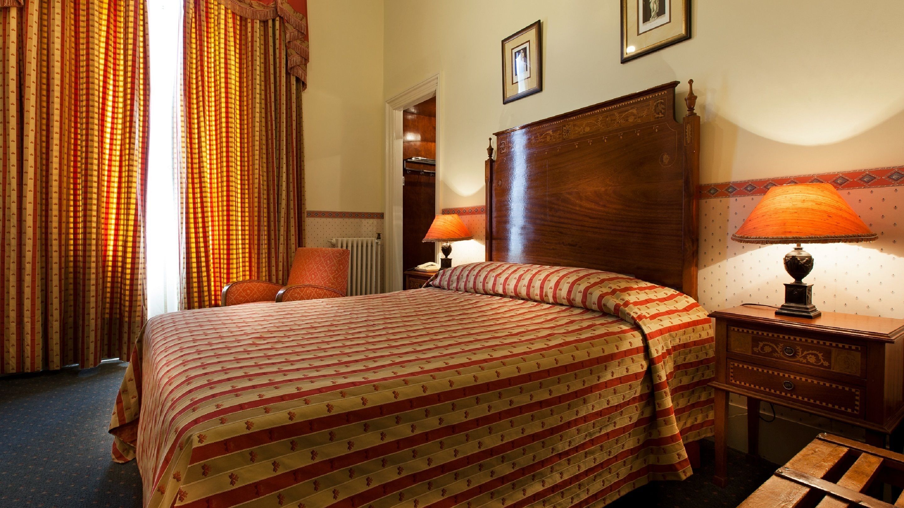 Minibar, in-room safe, free cots/infant beds, free WiFi