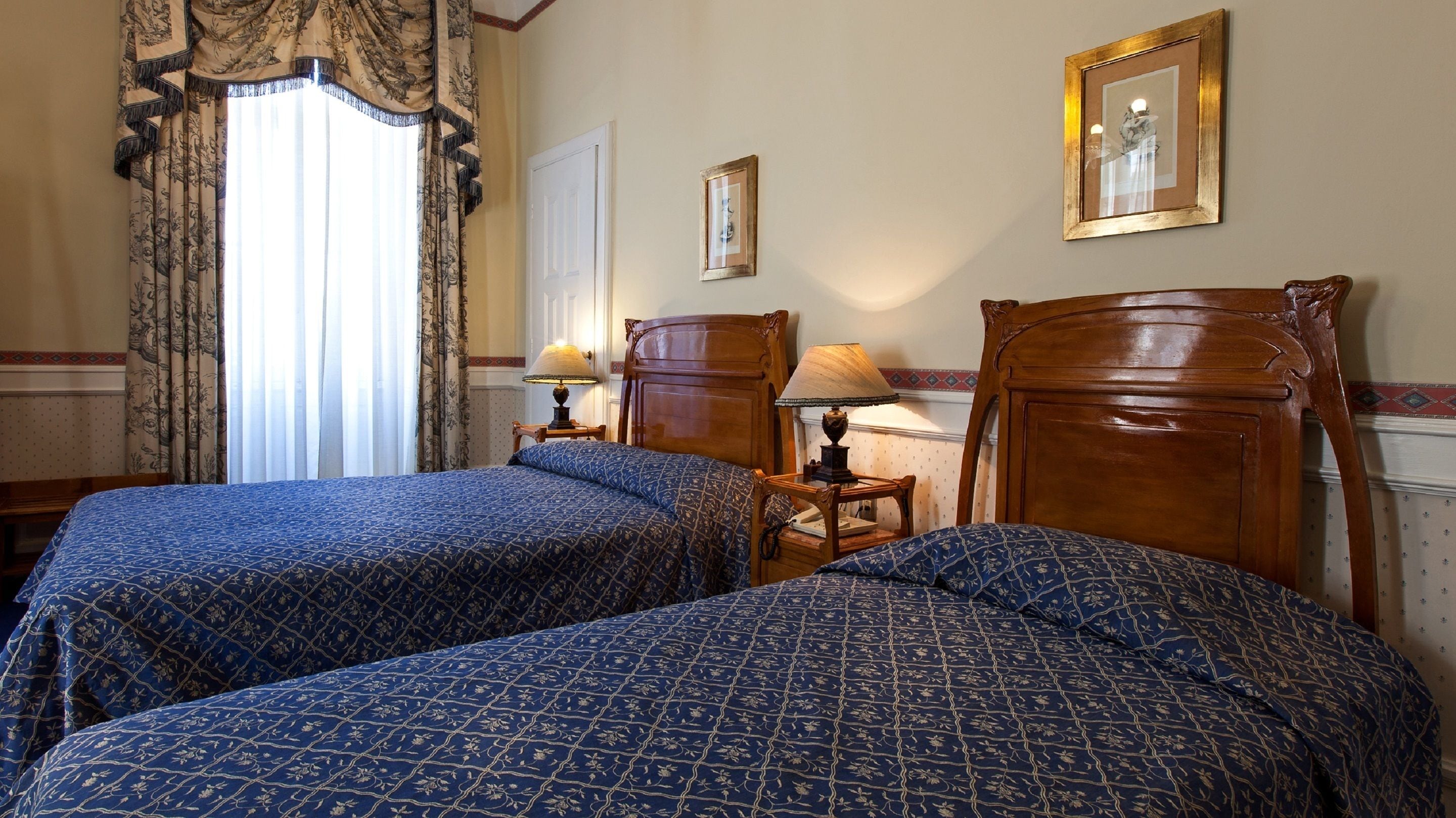 minibar, in-room safe, free cots/infant beds, free wifi