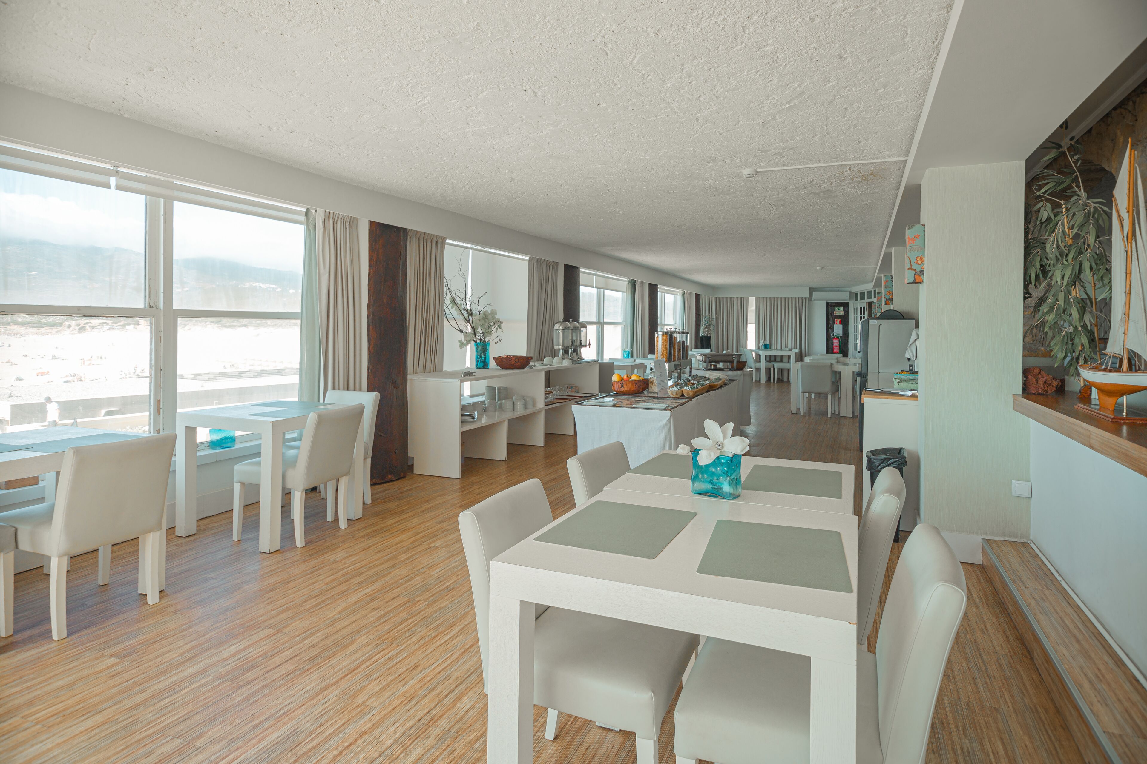 Café da manhã continental grátis todos os dias