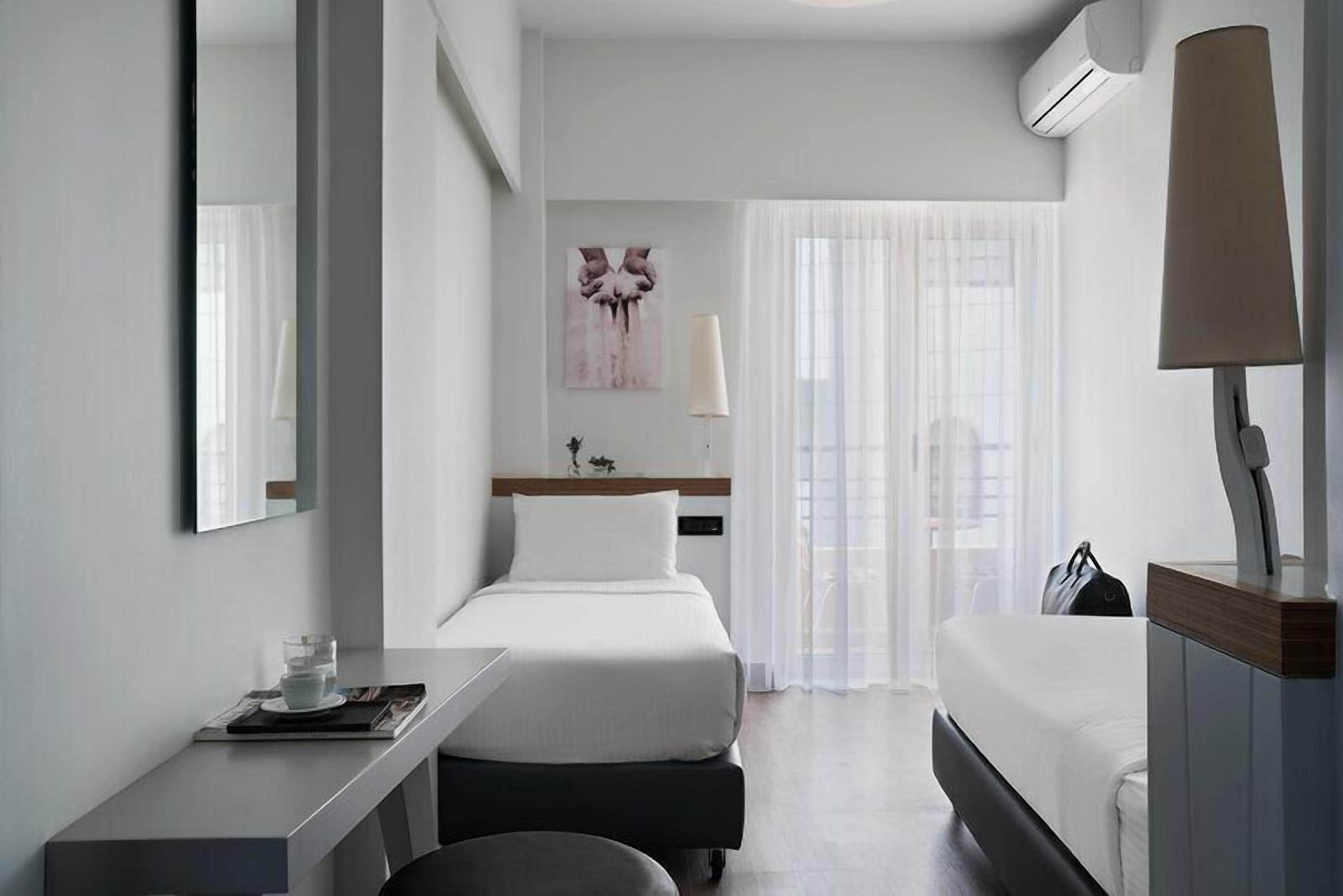 Minibar, coffres-forts dans les chambres
