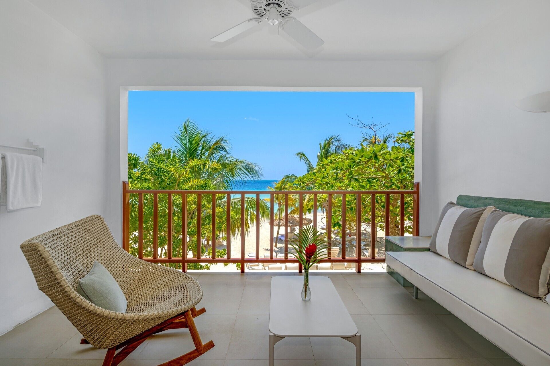 Beachfront Verandah Suite | Premium bedding, free minibar, in-room safe, desk