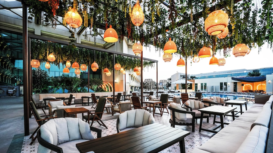 Mövenpick Grand Al Bustan Dubai