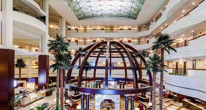 Mövenpick Grand Al Bustan Dubai