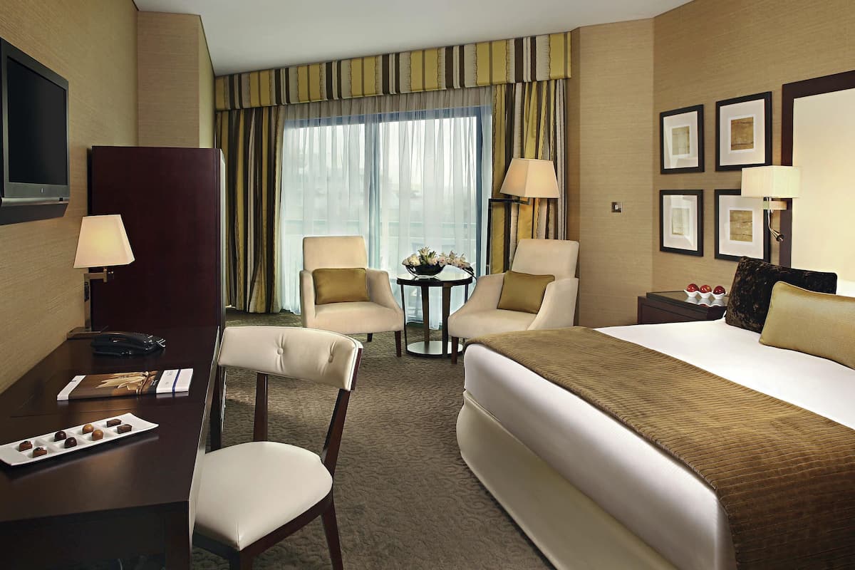 Deluxe Room, 1 King Bed