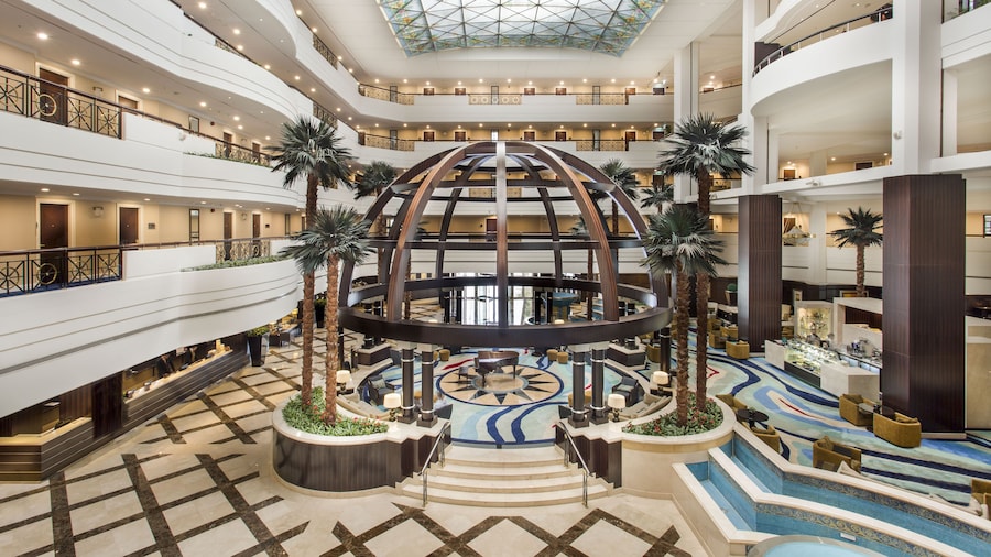 Mövenpick Grand Al Bustan Dubai