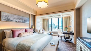 Hochwertige Bettwaren, Tempur-Pedic-Betten, Minibar, Zimmersafe