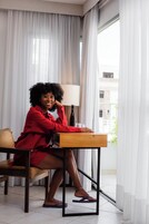 Minibar, két bảo mật tại phòng, bàn, phòng cách âm 