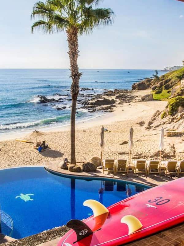 2 outdoor pools