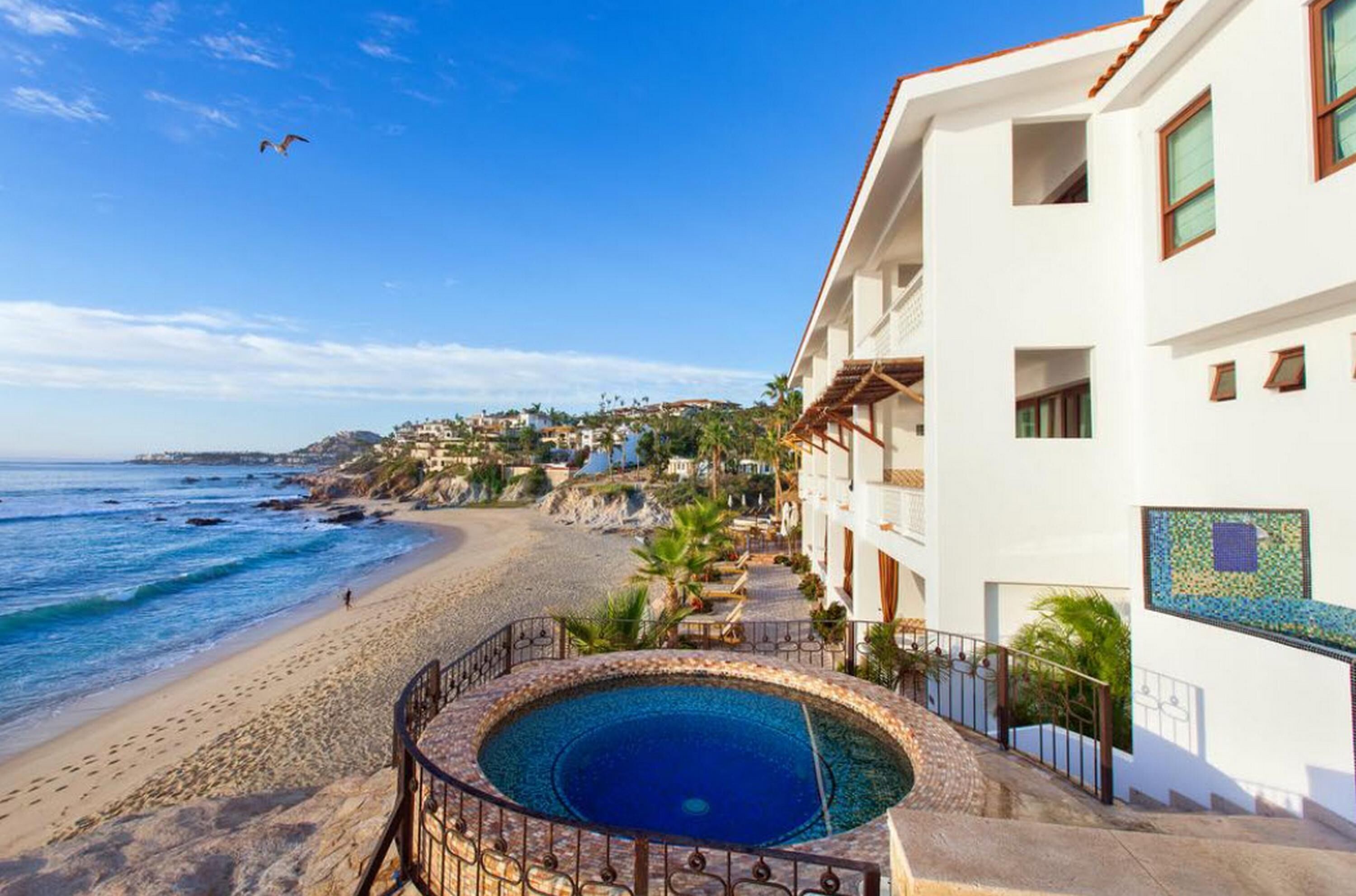 Cabo surf hotel and spa shop