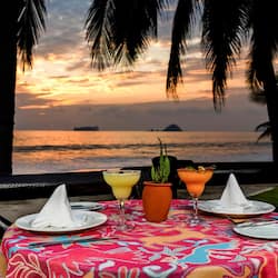 7 restaurants, breakfast, lunch, dinner served; Mexican cuisine