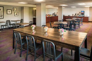 Daily buffet breakfast (USD 15.95 per person)