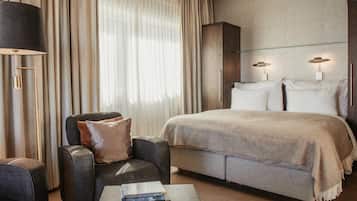 Standard Room, 1 Double Bed | Desk, laptop workspace, iron/ironing board (on request)