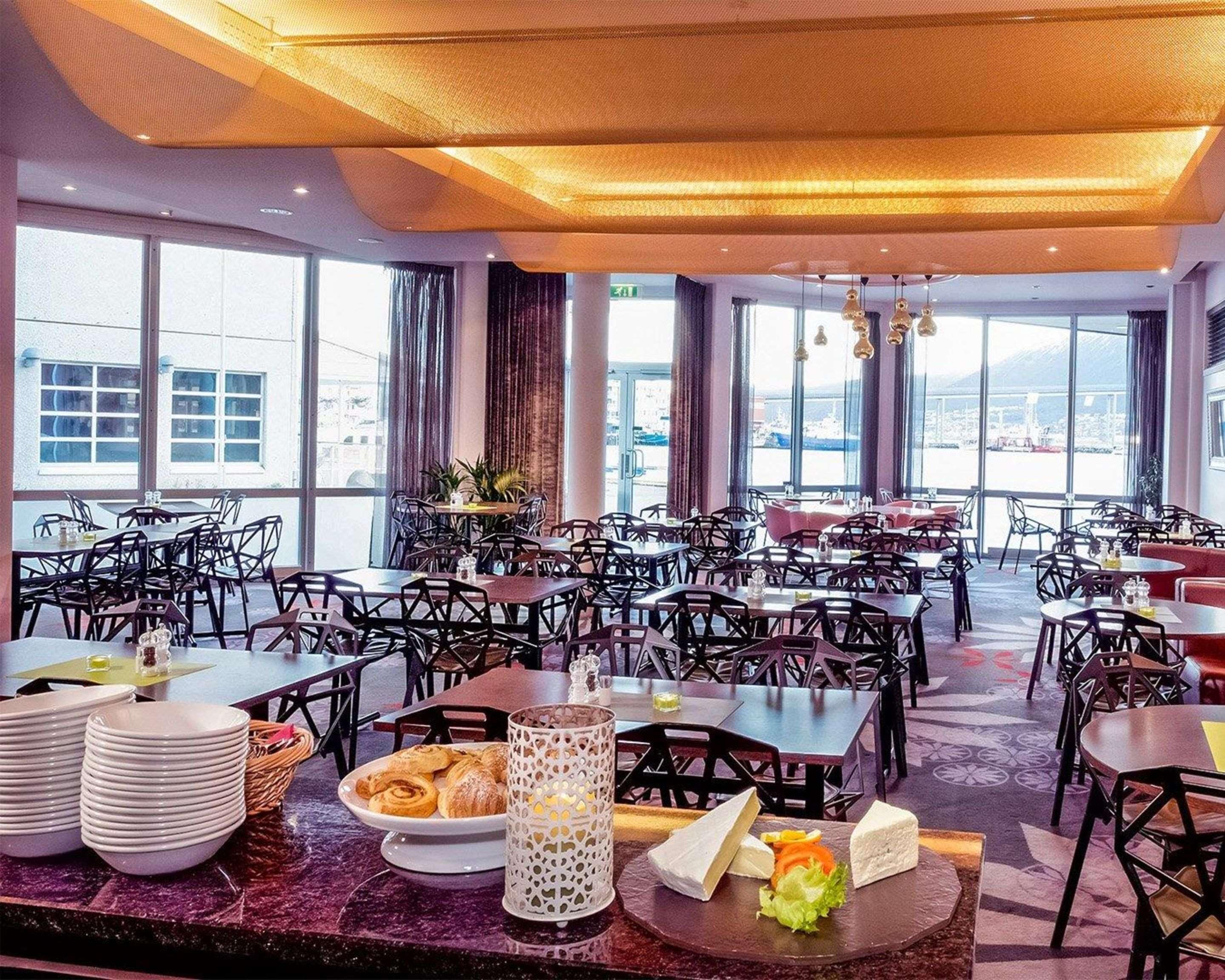 breakfast and dinner served