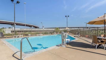 Seasonal outdoor pool