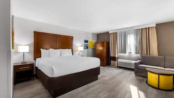 Room, 1 King Bed, Non Smoking | Hypo-allergenic bedding, desk, laptop workspace, blackout drapes