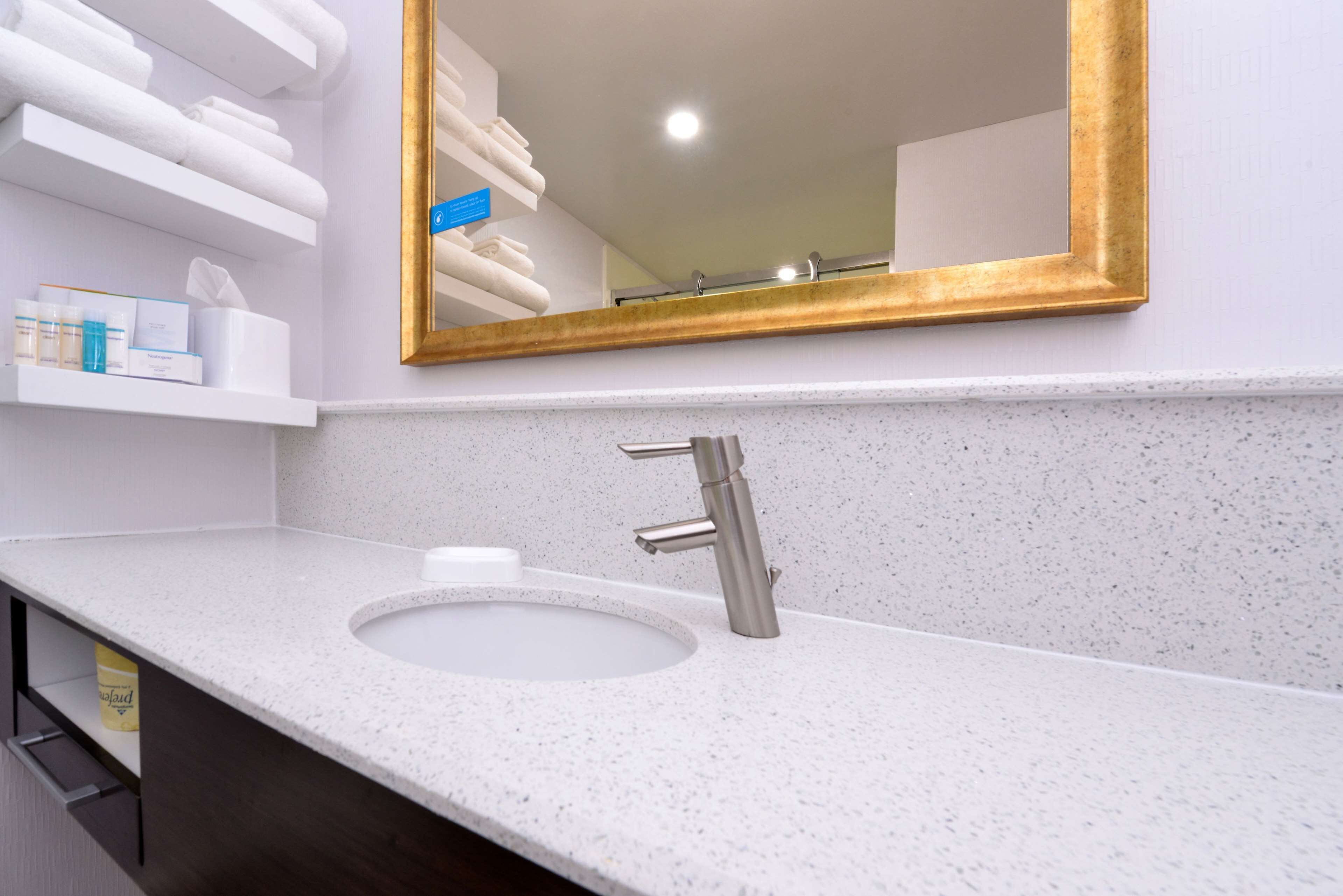 combined shower/bathtub, free toiletries, hair dryer, towels