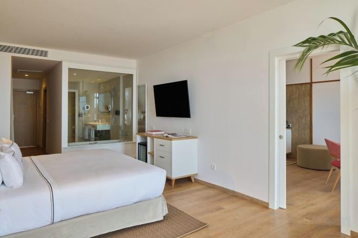 Dundyner, minibar, safe på rommet og blendingsgardiner