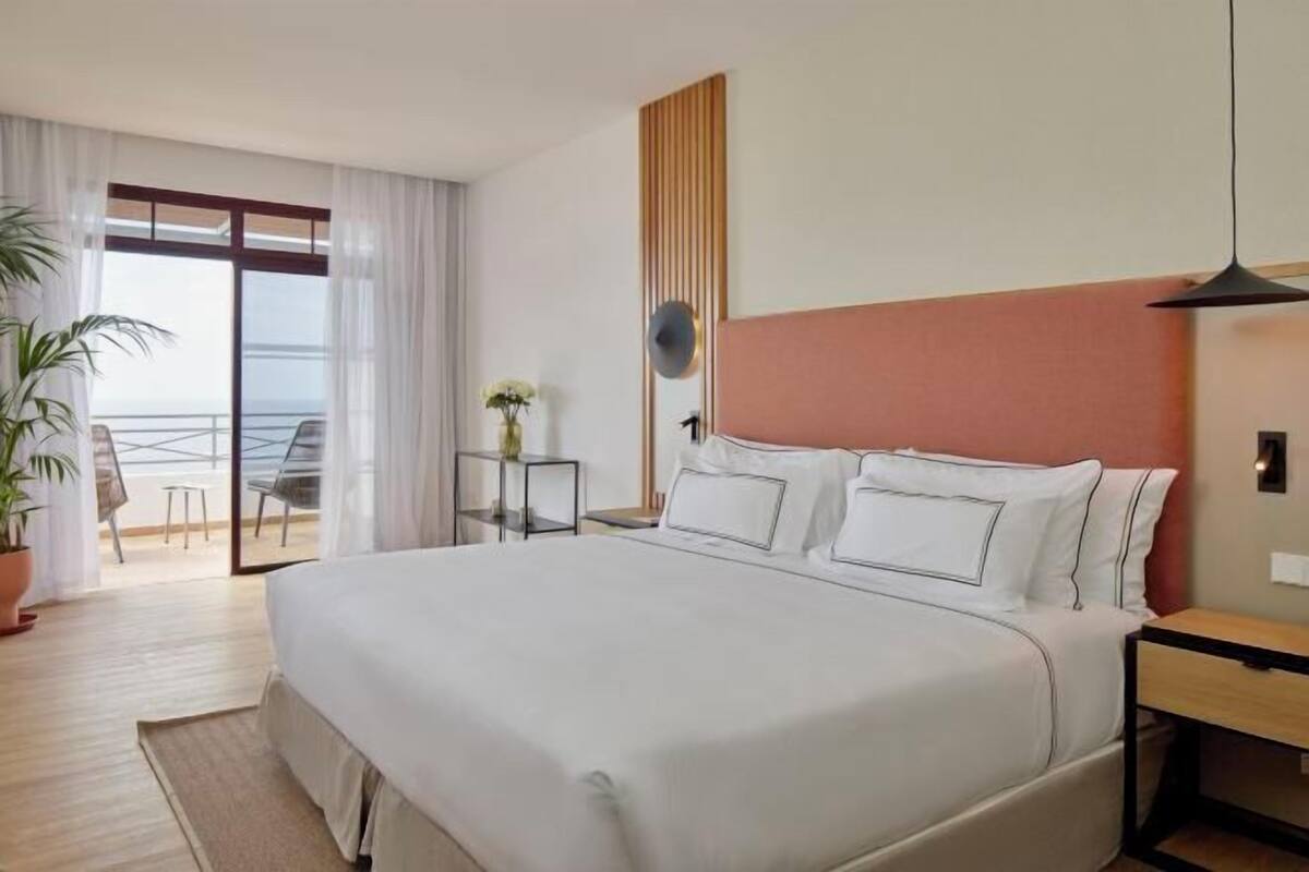Ropa de cama de alta calidad, cubrecamas, wifi gratis y ropa de cama 