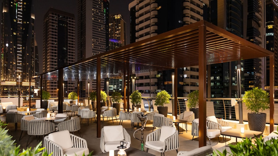 Towers Rotana